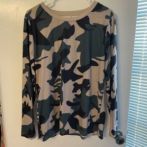 Camouflage long sleeve shirt size large